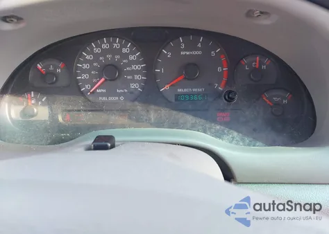 1999 Ford Mustang z USA, uszkodzony, nr VIN 1FAFP4440XF134238